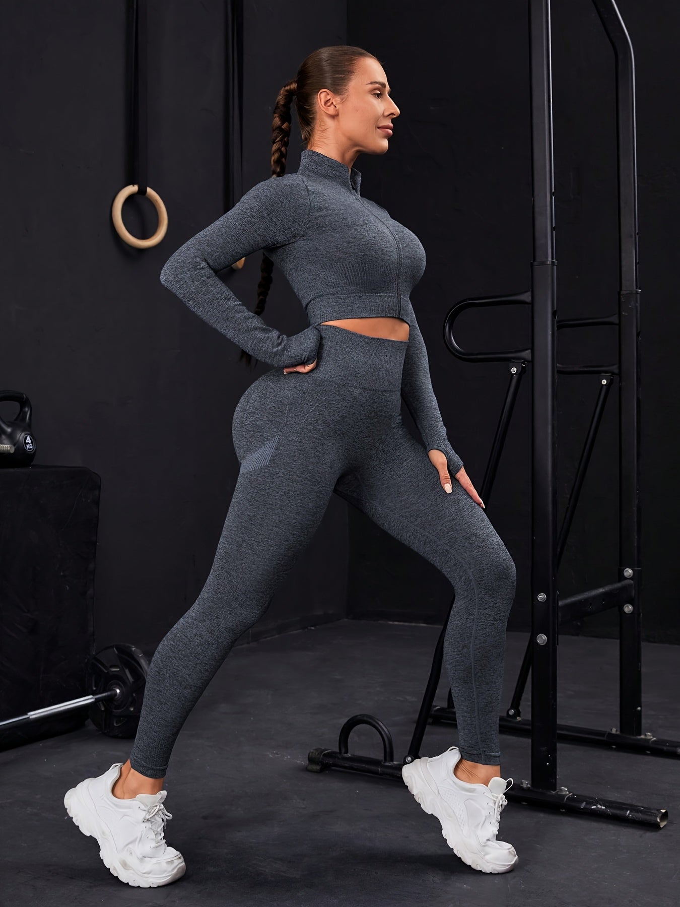 Seamless Sports Set - Thumbholes, Top-stitching, Zipper for Active Wear
