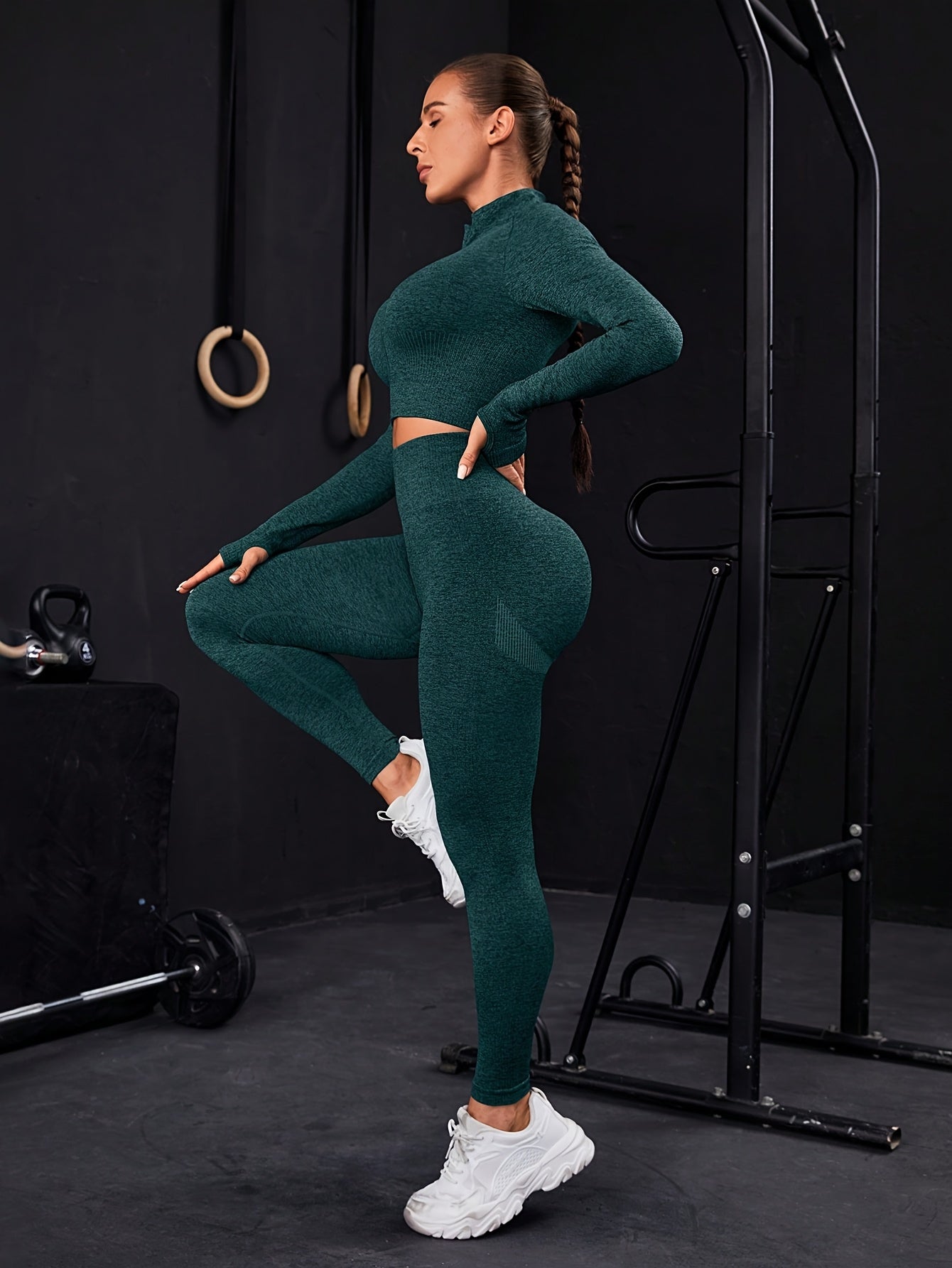 Seamless Sports Set - Thumbholes, Top-stitching, Zipper for Active Wear